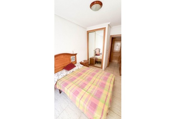 Resale - Apartment / flat - Torrevieja - PARQUE DE LAS NACIONES