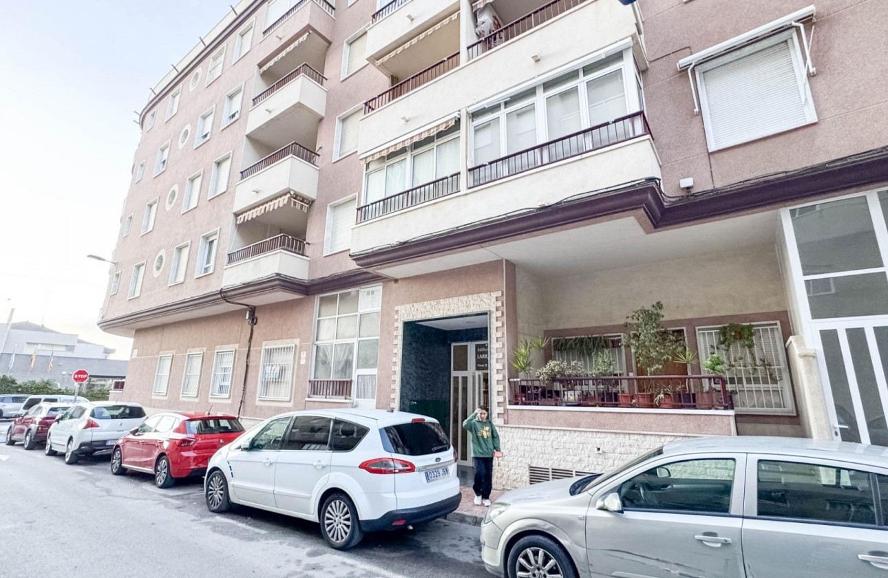 Resale - Apartment / flat - Torrevieja - PARQUE DE LAS NACIONES