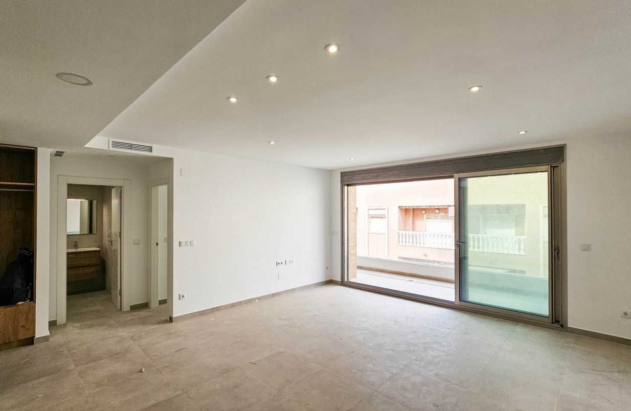 Reventa - Apartamento / piso - Torrevieja - Playa del Cura