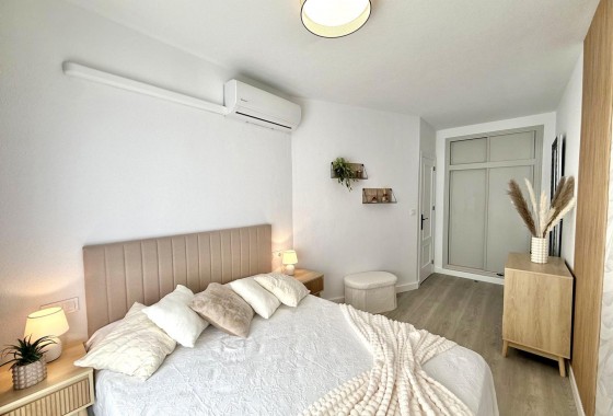 Resale - Apartment / flat - Torrevieja - Playa del Cura