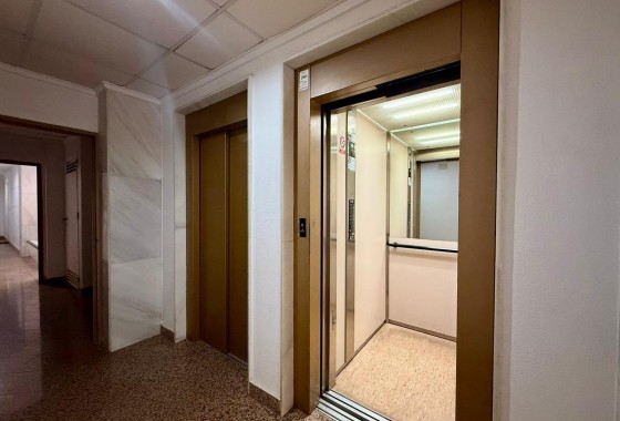 Revente - Appartement - Torrevieja - Curva del Palangre
