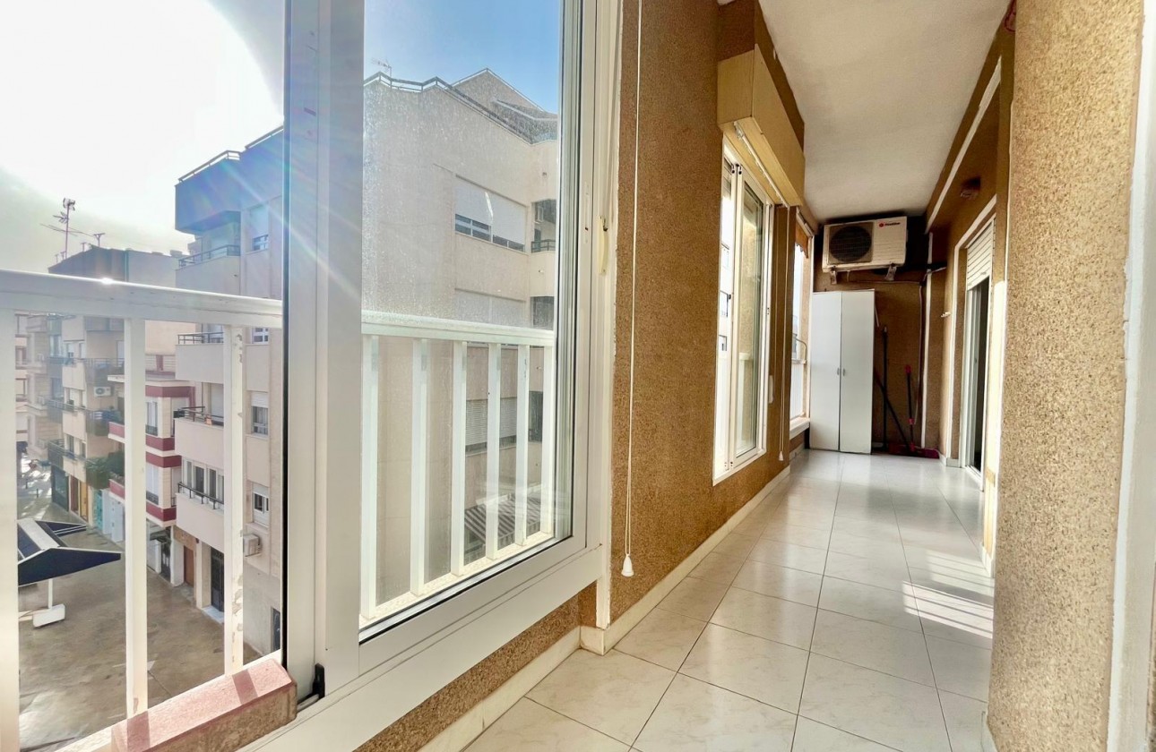 Revente - Appartement - Torrevieja - torrevieja