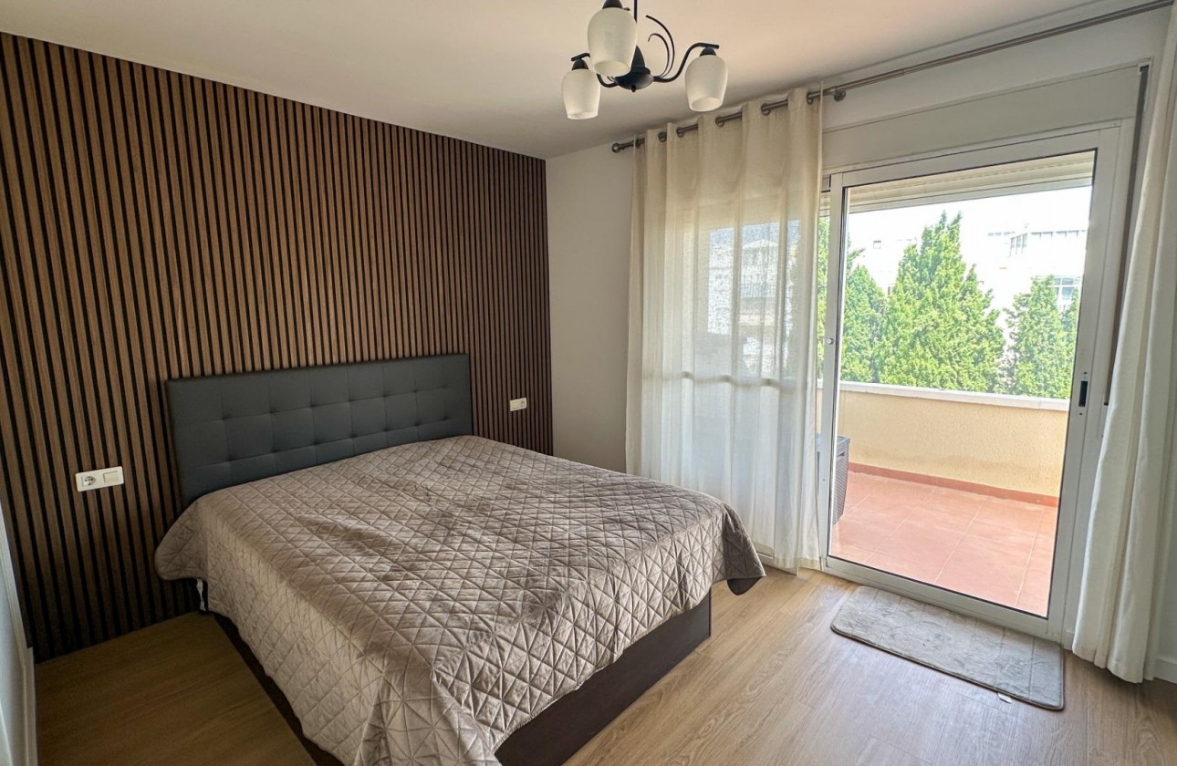 Resale - Duplex - San Miguel de Salinas - Las Filipinas