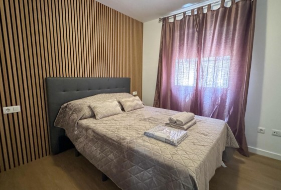Resale - Duplex - San Miguel de Salinas - Las Filipinas