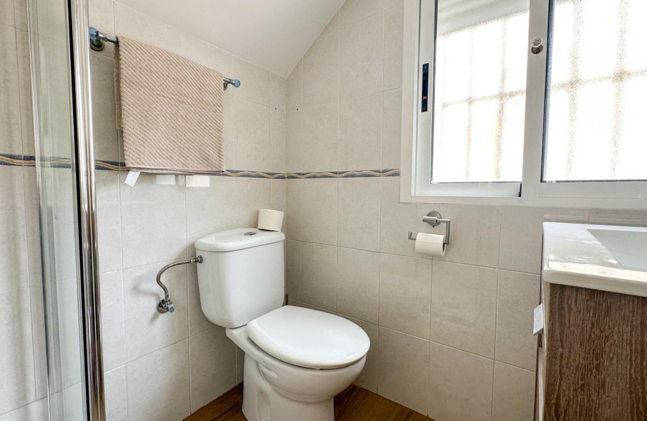 Resale - Duplex - San Miguel de Salinas - Las Filipinas