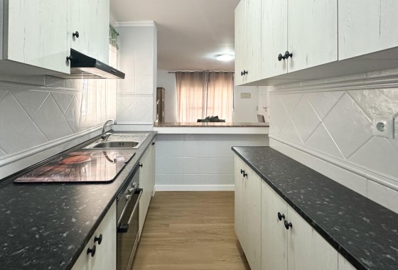 Resale - Duplex - San Miguel de Salinas - Las Filipinas