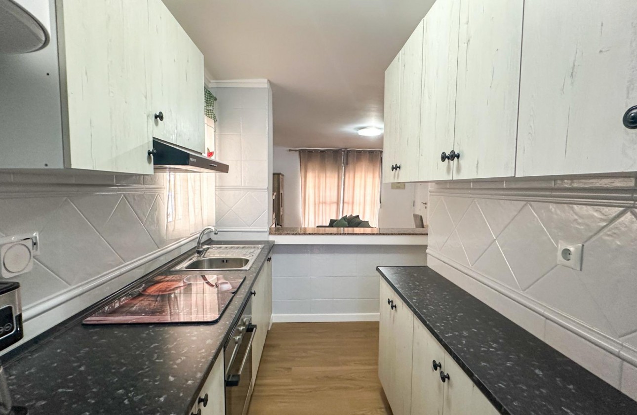 Resale - Duplex - San Miguel de Salinas - Las Filipinas