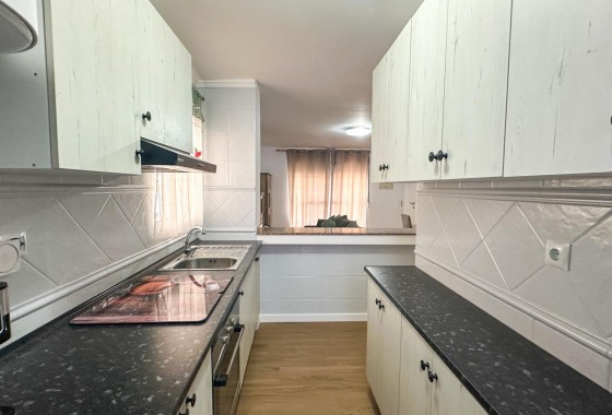 Resale - Duplex - San Miguel de Salinas - Las Filipinas
