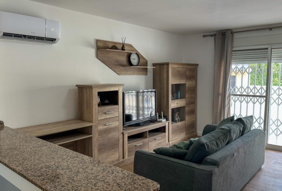 Resale - Duplex - San Miguel de Salinas - Las Filipinas