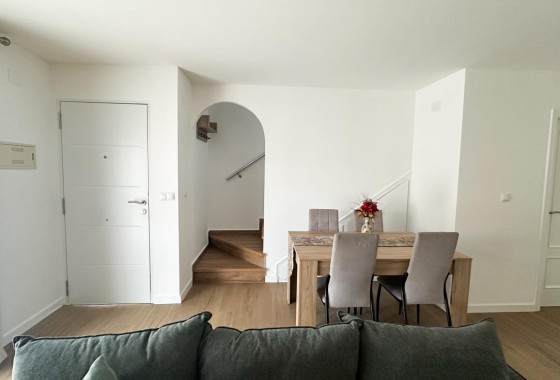 Resale - Duplex - San Miguel de Salinas - Las Filipinas
