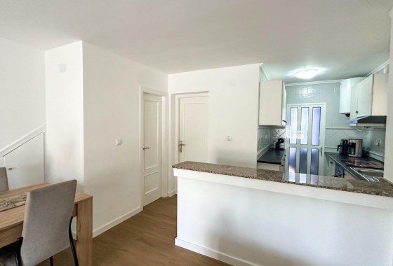 Resale - Duplex - San Miguel de Salinas - Las Filipinas
