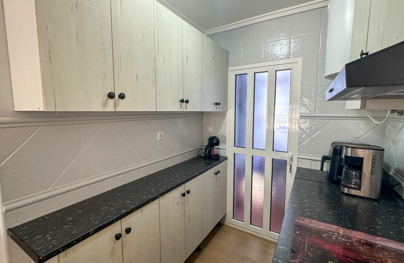 Resale - Duplex - San Miguel de Salinas - Las Filipinas