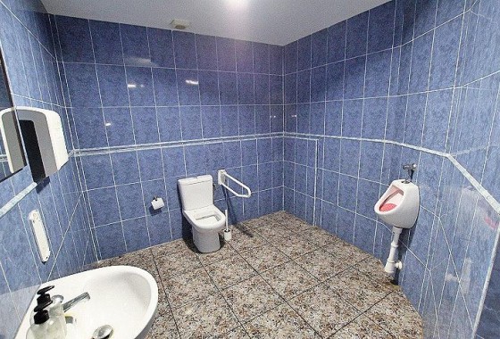 Revente - Commercial - Guardamar del Segura - CENTRO
