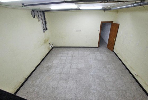 Revente - Commercial - Guardamar del Segura - CENTRO