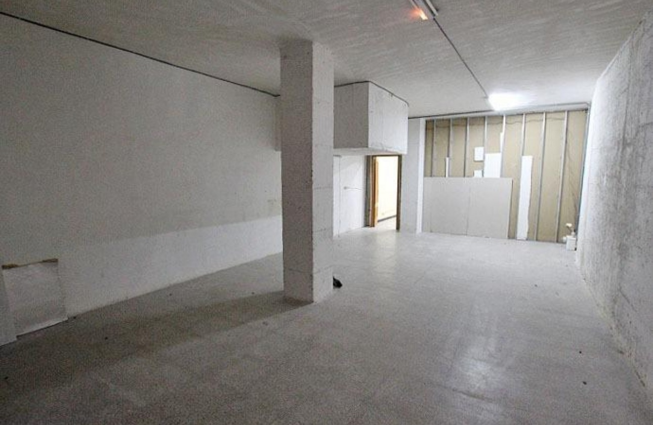 Revente - Commercial - Guardamar del Segura - CENTRO