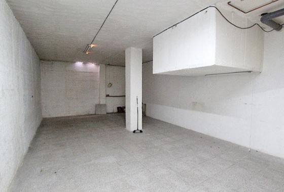 Revente - Commercial - Guardamar del Segura - CENTRO