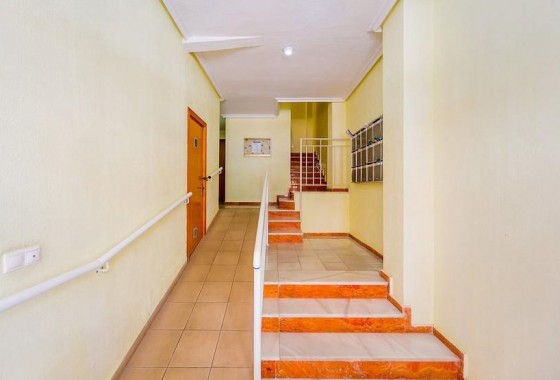 Resale - Apartment / flat - Torrevieja - Playa del Cura