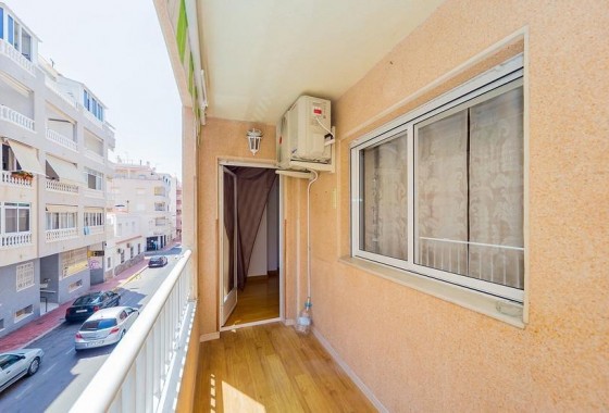 Resale - Apartment / flat - Torrevieja - Playa del Cura