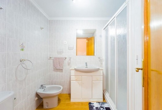 Resale - Apartment / flat - Torrevieja - Playa del Cura
