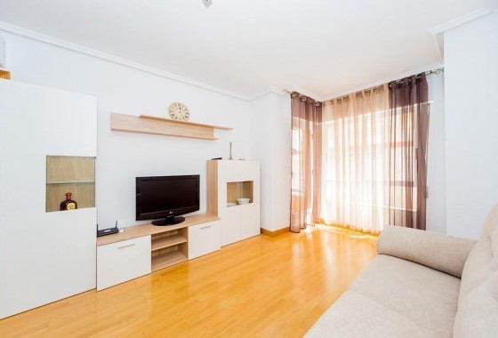 Resale - Apartment / flat - Torrevieja - Playa del Cura