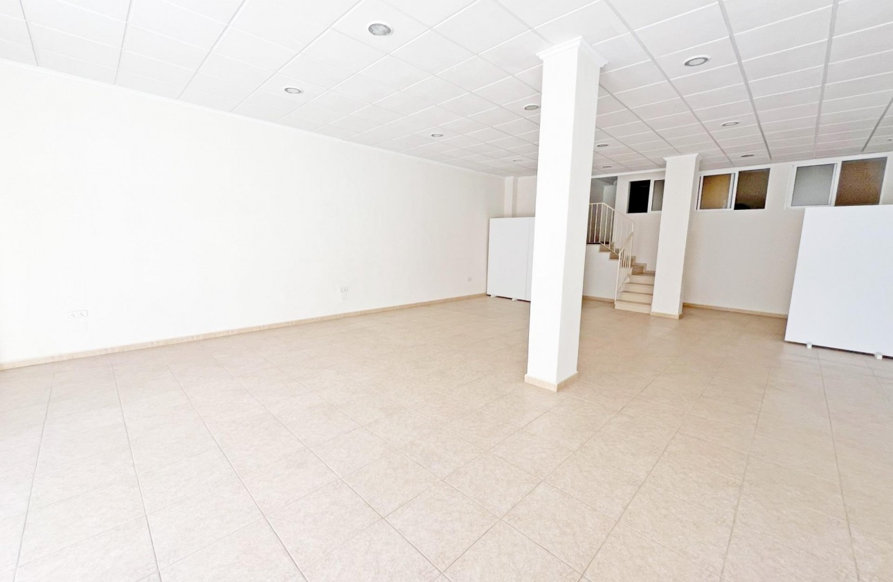 Revente - Commercial - Guardamar del Segura - Pueblo