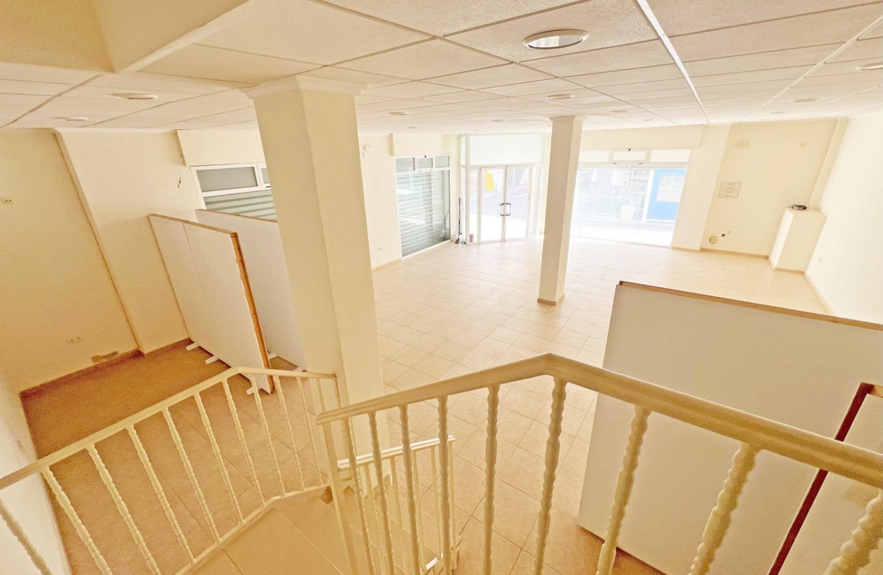 Revente - Commercial - Guardamar del Segura - Pueblo