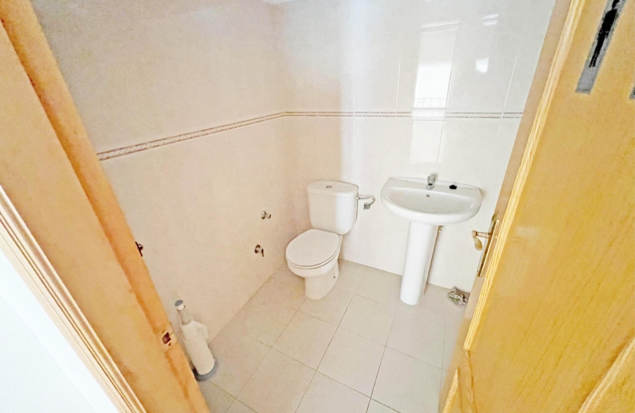 Revente - Commercial - Guardamar del Segura - Pueblo