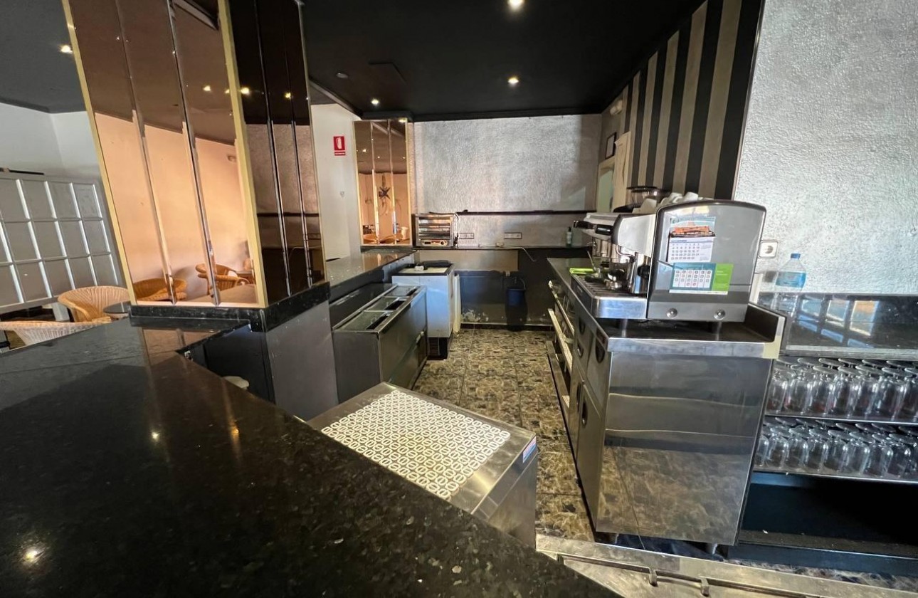 Reventa - Comercial - Dolores - Centro