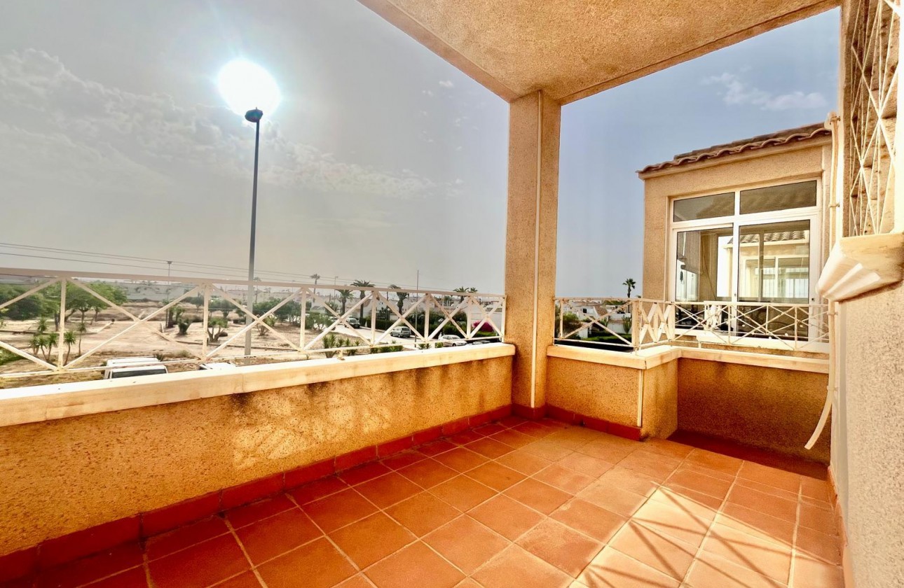 Resale - Bungalow - Orihuela Costa - La Chismosa