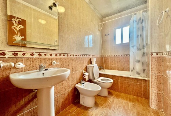 Resale - Bungalow - Orihuela Costa - La Chismosa