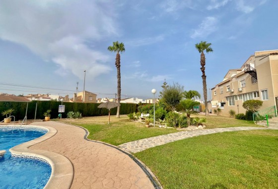 Resale - Bungalow - Orihuela Costa - La Chismosa
