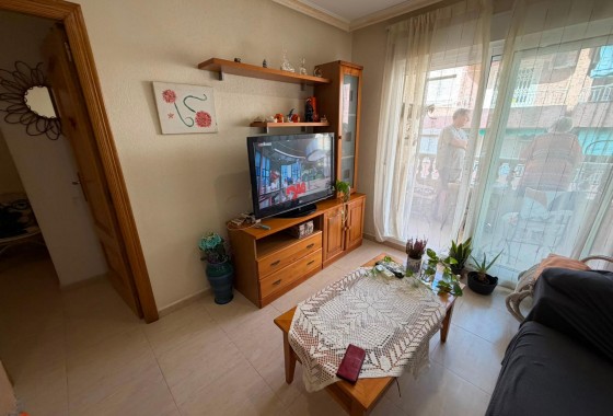 Resale - Apartment / flat - Torrevieja - Estacion de autobuses