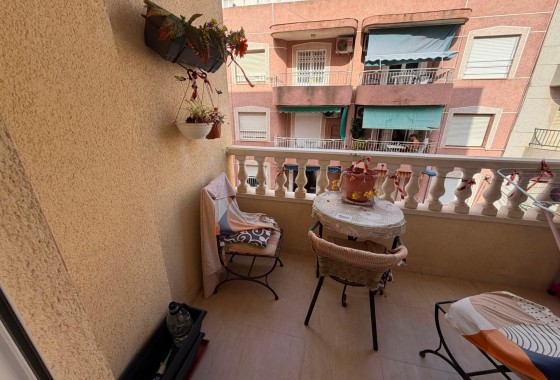 Resale - Apartment / flat - Torrevieja - Estacion de autobuses