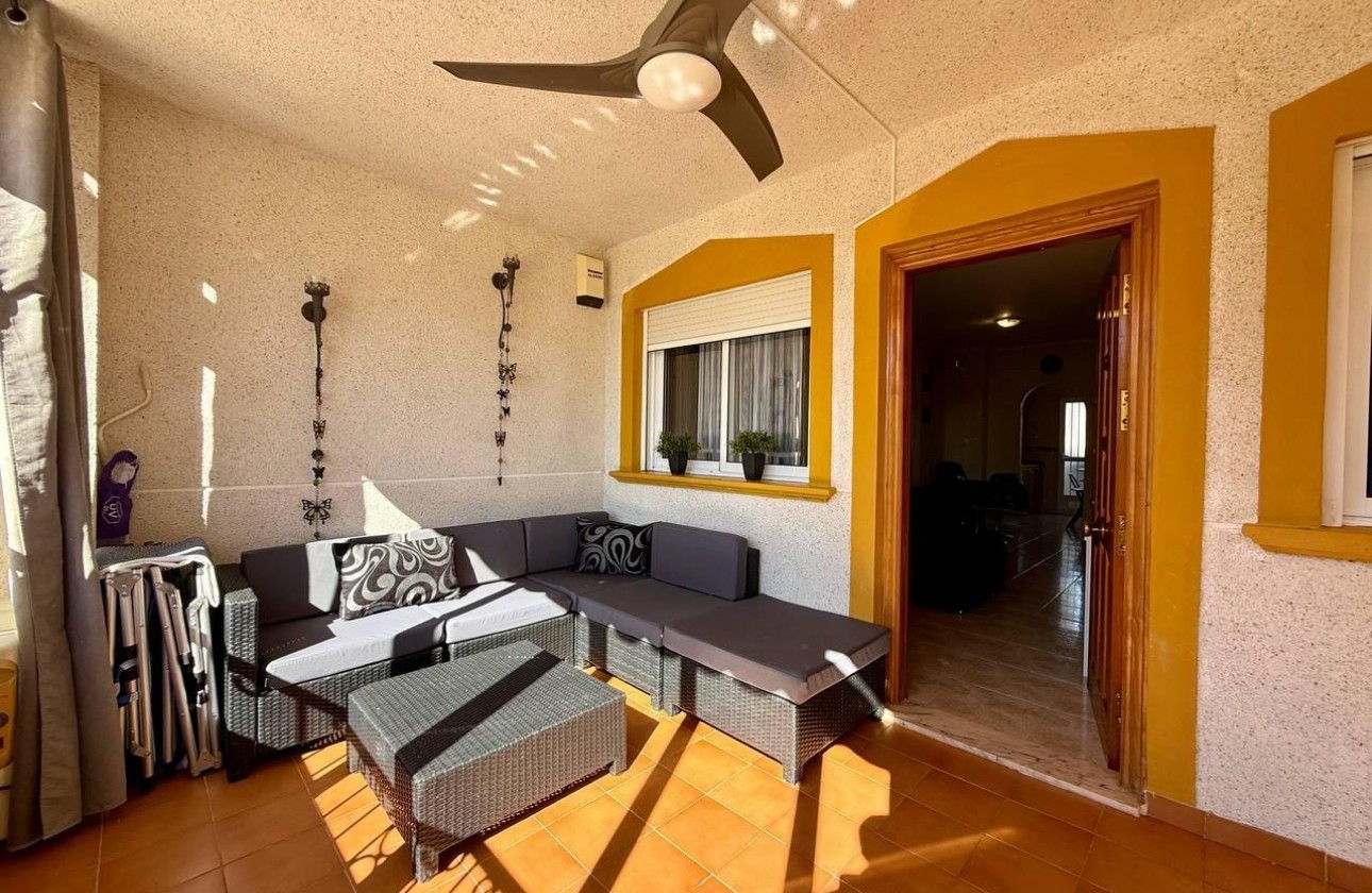Reventa - Apartamento / piso - Orihuela - Los Balcones Y Los Altos