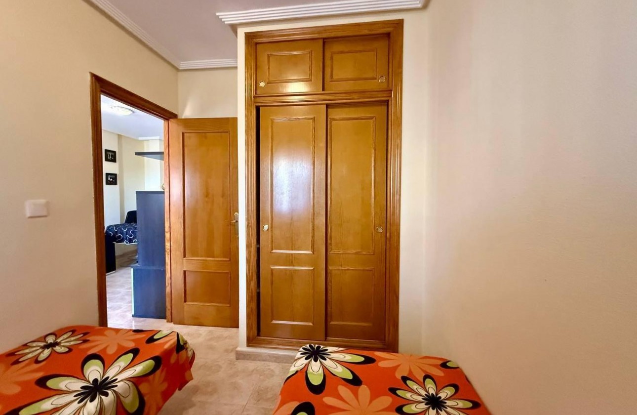 Reventa - Apartamento / piso - Orihuela - Los Balcones Y Los Altos