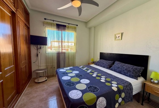 Reventa - Apartamento / piso - Orihuela - Los Balcones Y Los Altos