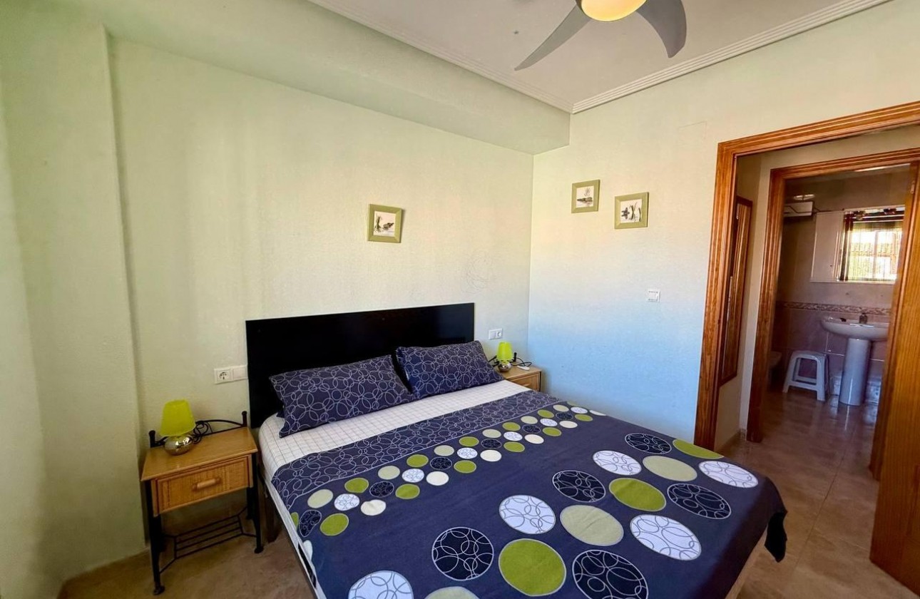 Reventa - Apartamento / piso - Orihuela - Los Balcones Y Los Altos