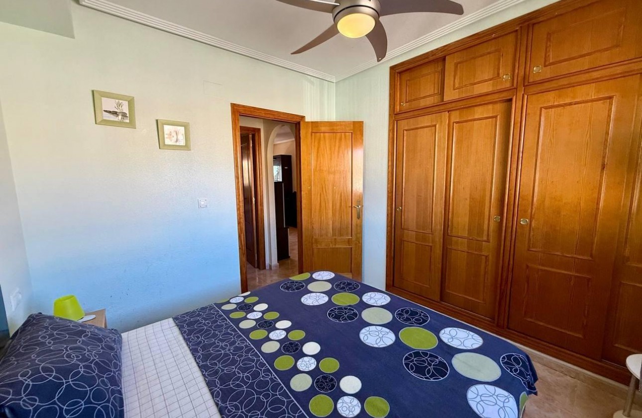 Reventa - Apartamento / piso - Orihuela - Los Balcones Y Los Altos