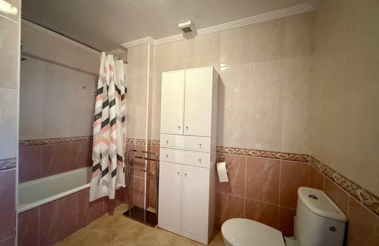 Reventa - Apartamento / piso - Orihuela - Los Balcones Y Los Altos