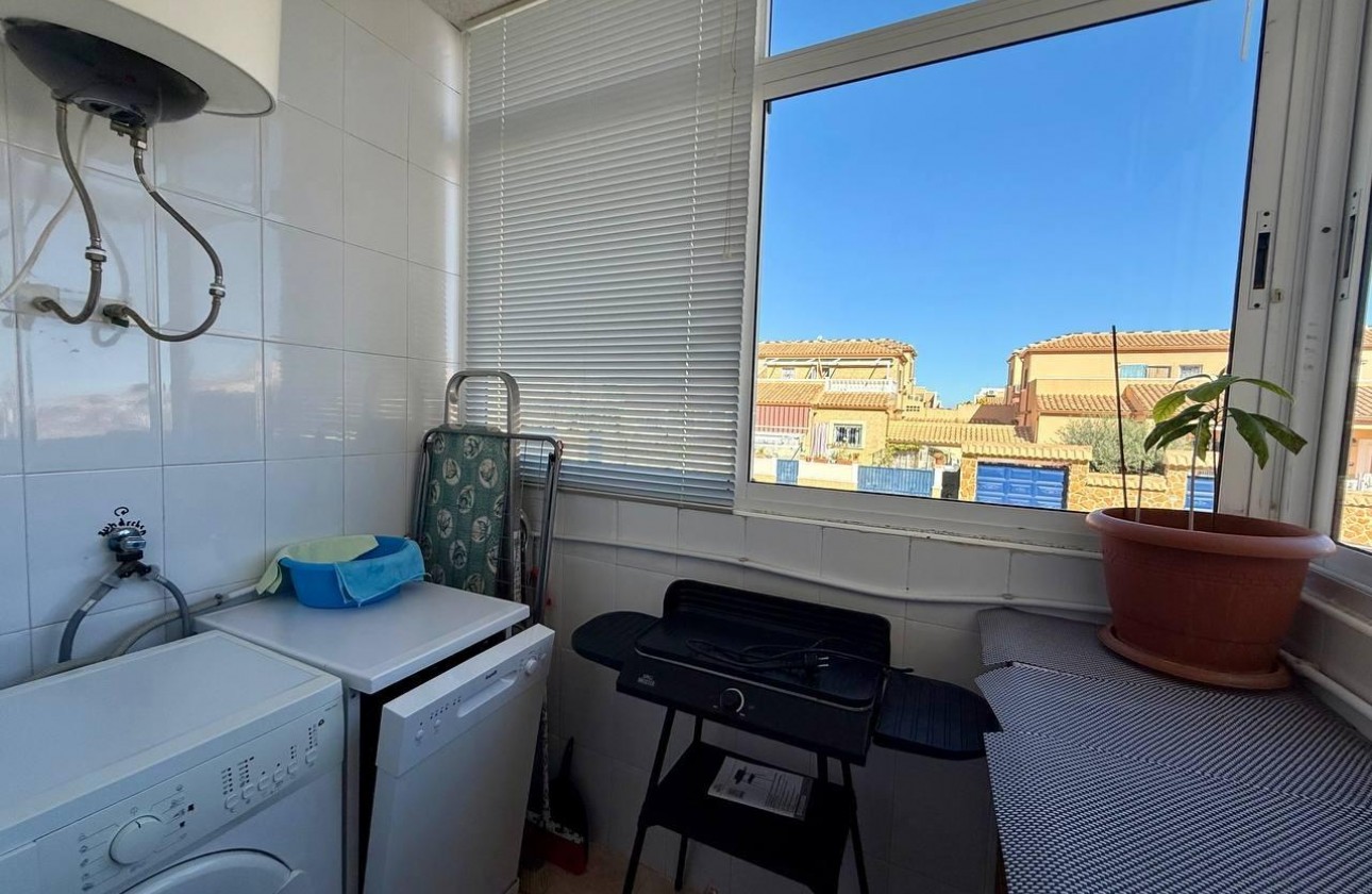 Reventa - Apartamento / piso - Orihuela - Los Balcones Y Los Altos