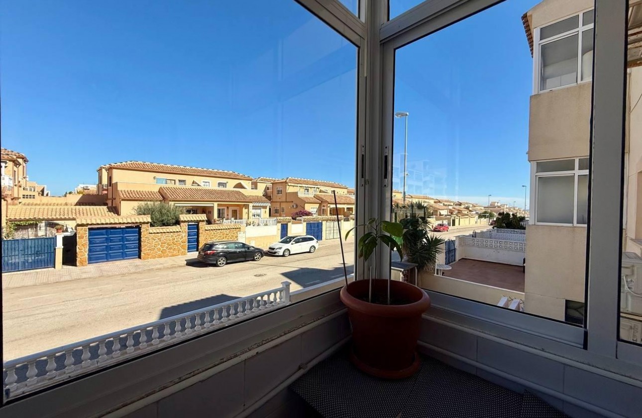 Reventa - Apartamento / piso - Orihuela - Los Balcones Y Los Altos