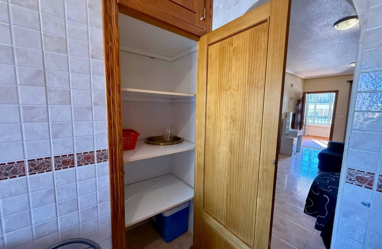 Reventa - Apartamento / piso - Orihuela - Los Balcones Y Los Altos