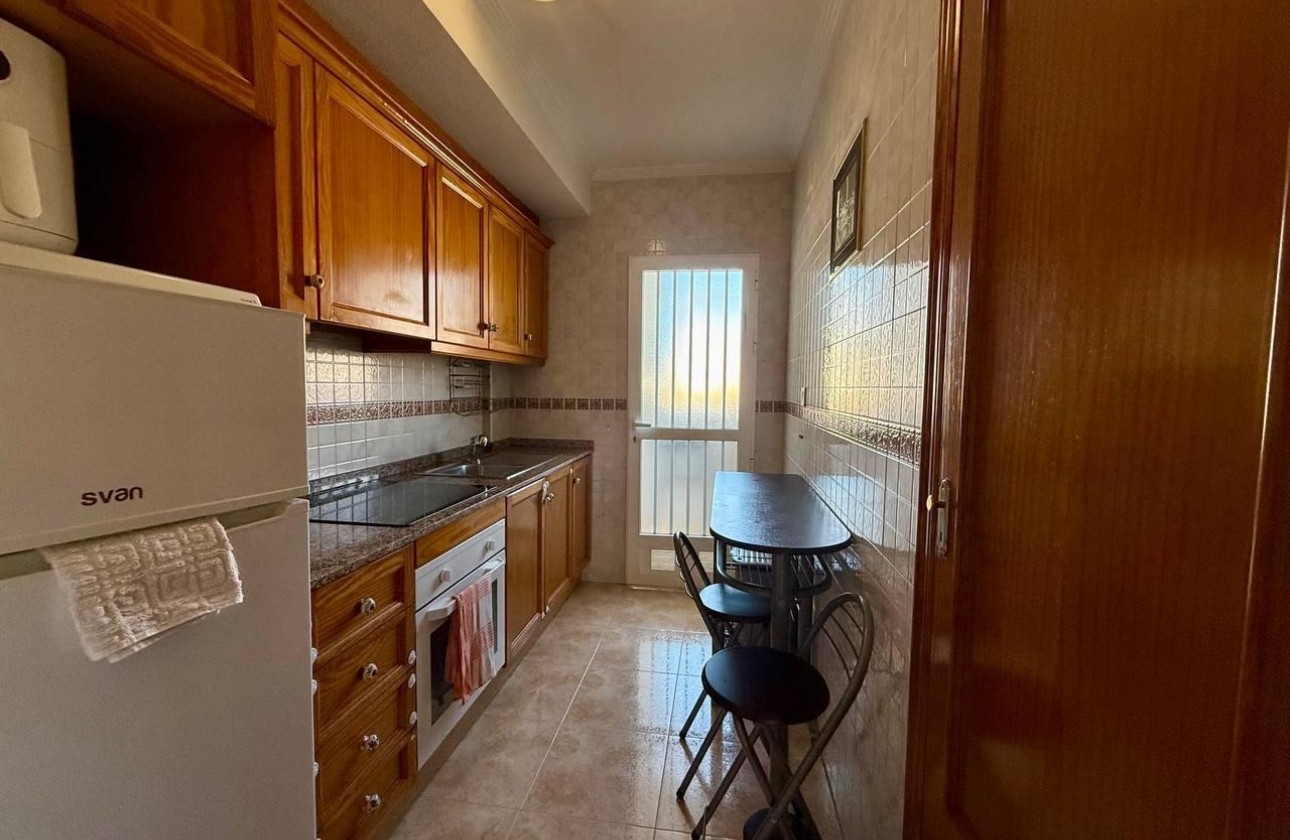 Reventa - Apartamento / piso - Orihuela - Los Balcones Y Los Altos