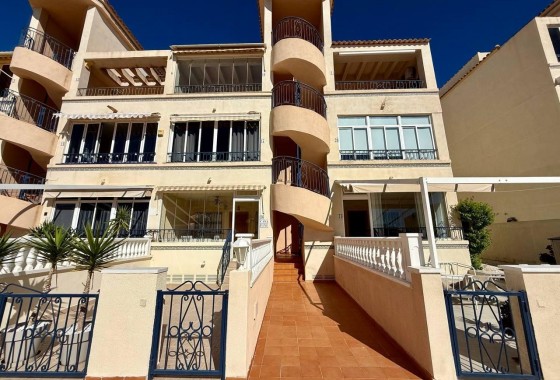 Reventa - Apartamento / piso - Orihuela - Los Balcones Y Los Altos
