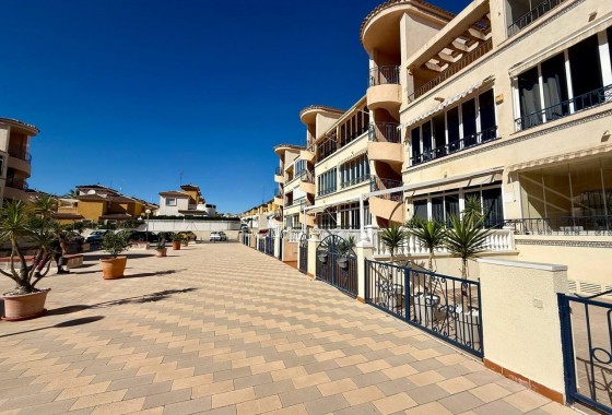 Reventa - Apartamento / piso - Orihuela - Los Balcones Y Los Altos