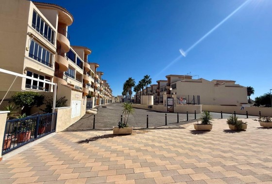 Reventa - Apartamento / piso - Orihuela - Los Balcones Y Los Altos