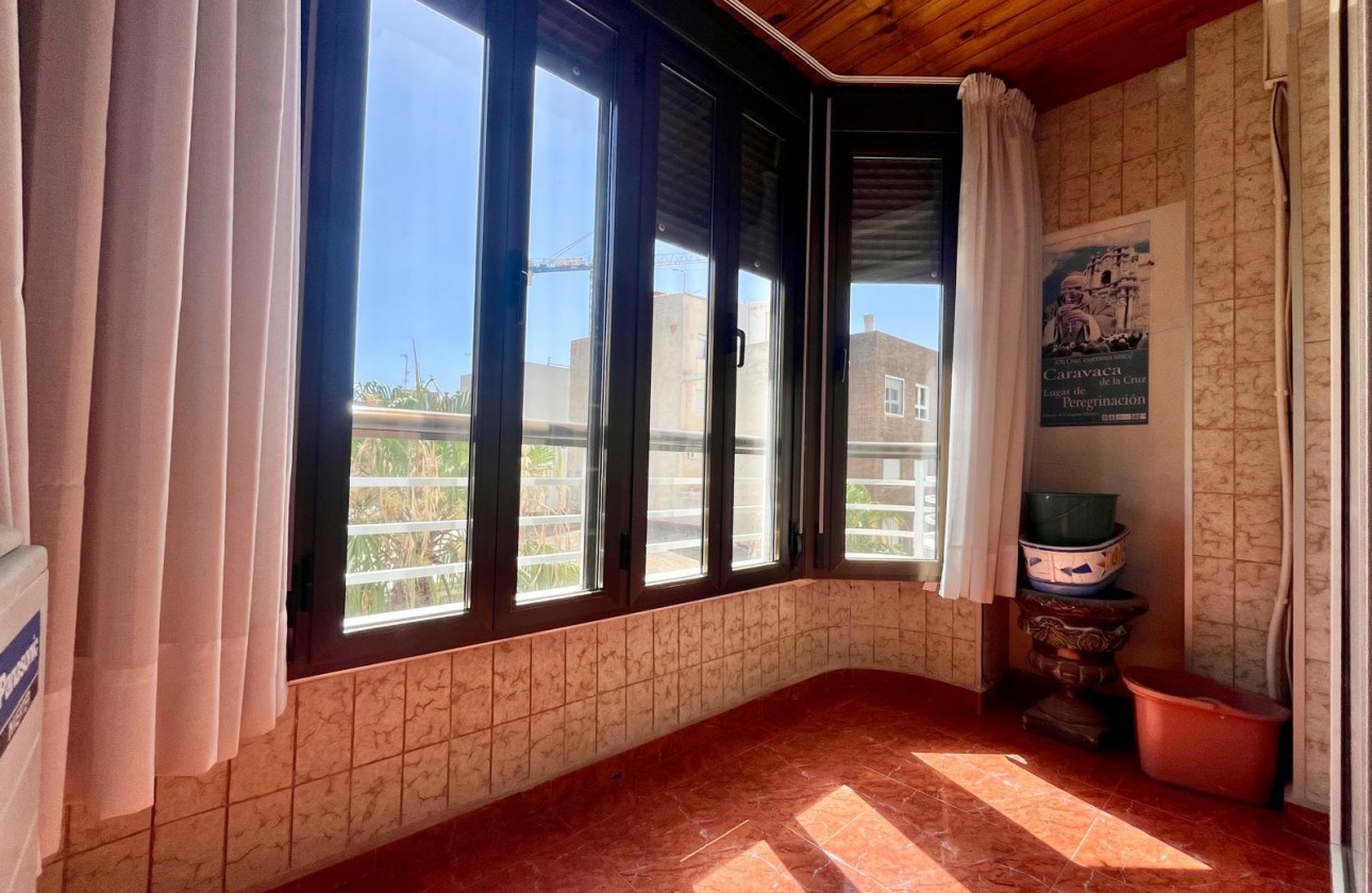 Resale - Apartment / flat - Torrevieja - Centro