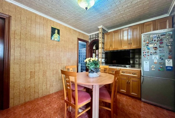 Resale - Apartment / flat - Torrevieja - Centro