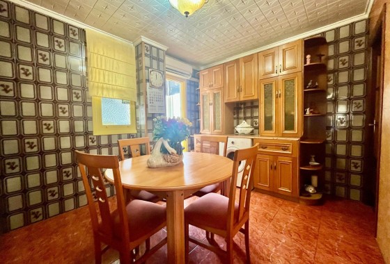 Resale - Apartment / flat - Torrevieja - Centro
