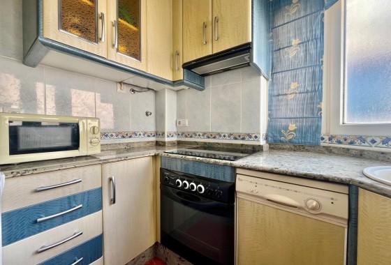 Resale - Apartment / flat - Torrevieja - Centro